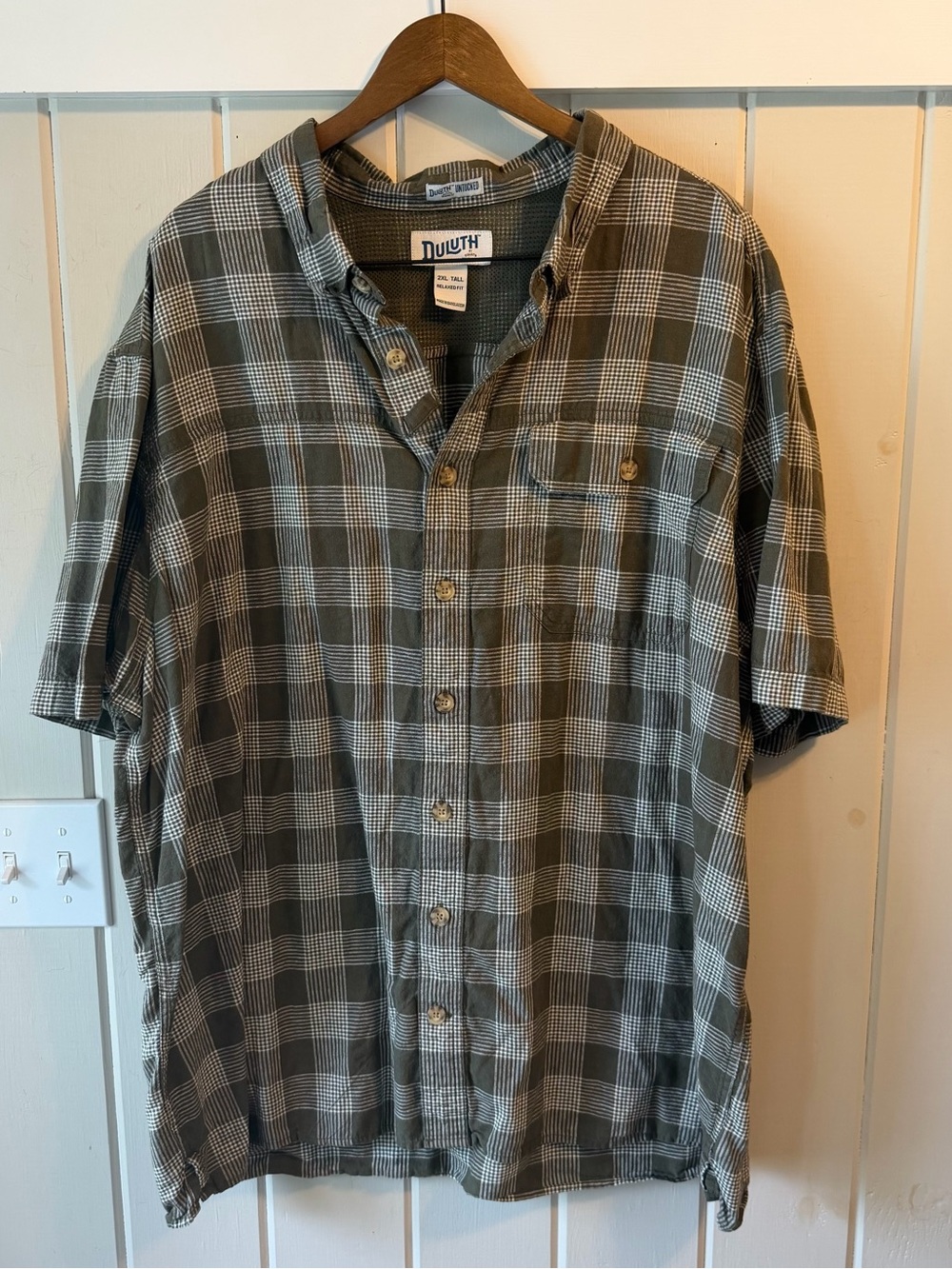 Duluth Trading Olive Green & White Plaid Short Sleeve Button-Up Shirt, Size 2XLT